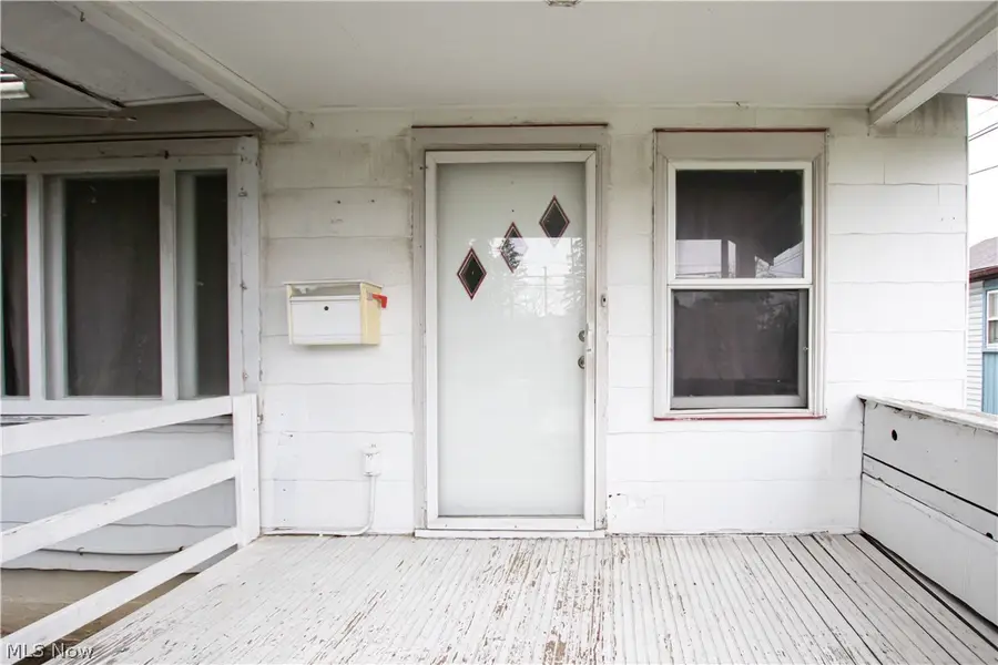 26 E Grace Street, Bedford, OH 44146 - #2