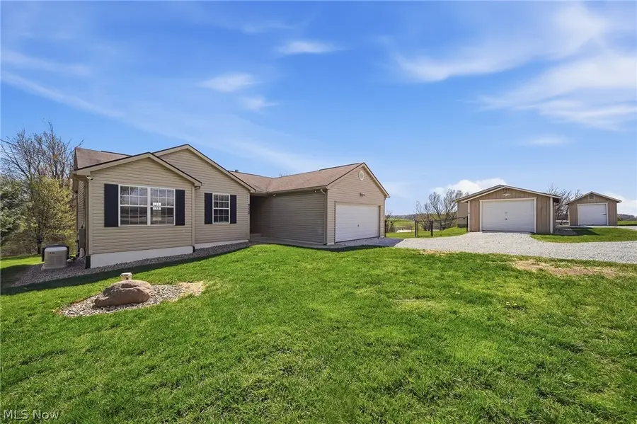 9226 Lisbon E Street, East Canton, OH 44730 - #3