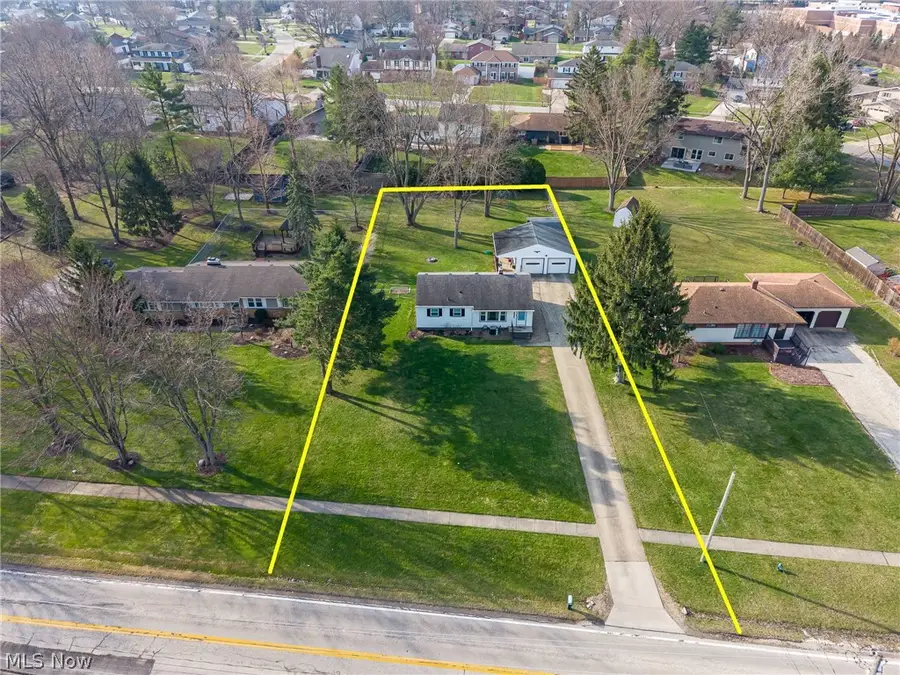18255 Shurmer Road, Strongsville, OH 44136 - #3