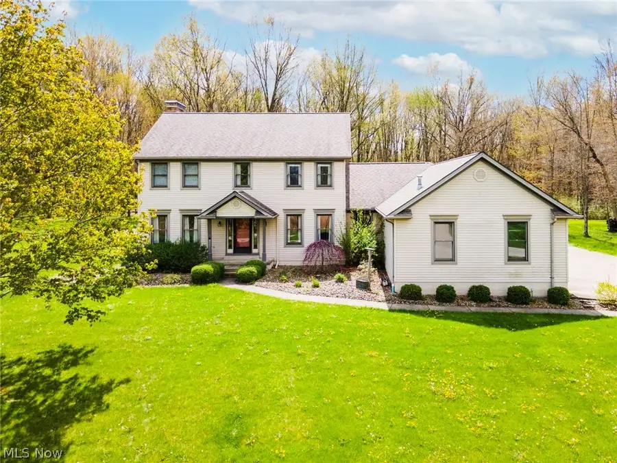 8105 Caymen Court, Canfield, OH 44406 - #2