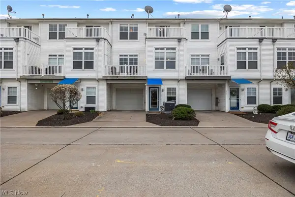 224 E Marina, Lorain, OH 44052