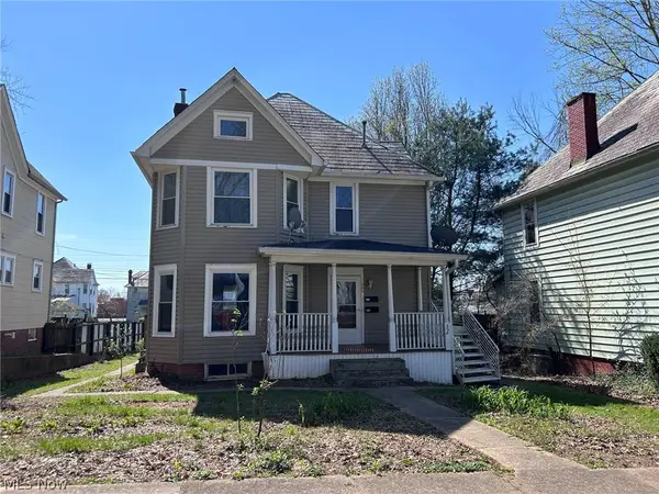 228-230 Oakwood Avenue, Marietta, OH 45750