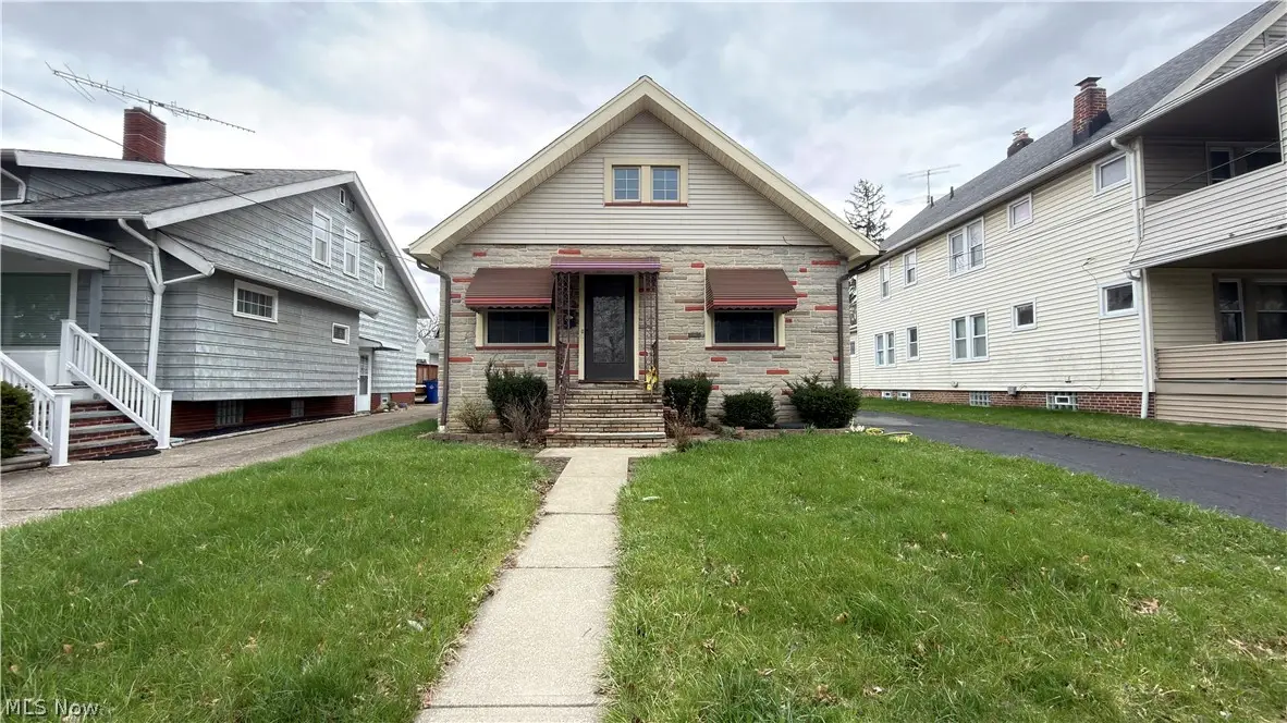 3637 W 159th Street, Cleveland, OH 44111 - #1