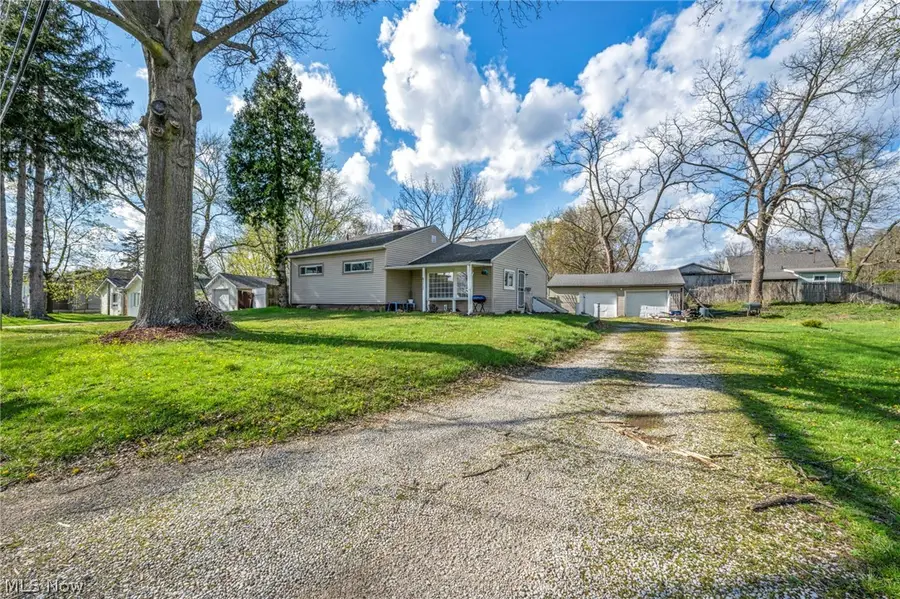 2727 Mcelwain Road, Akron, OH 44312 - #2