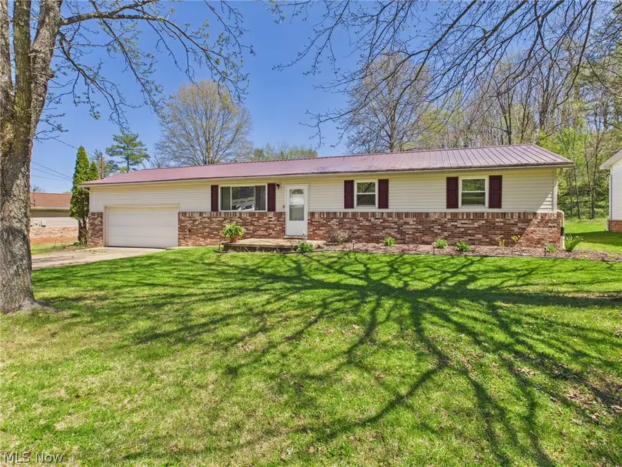 254 Suzanne Street, Washington, WV 26181 - #2