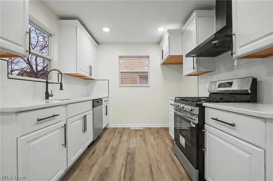 2911 E 102nd Street, Cleveland, OH 44104 - #2