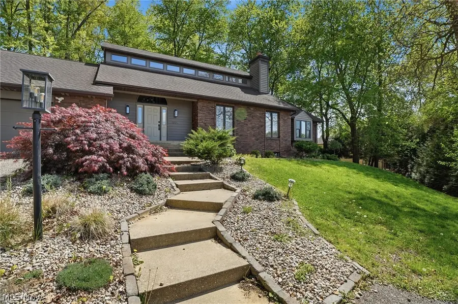 5504 13th Avenue, Vienna, WV 26105 - #2