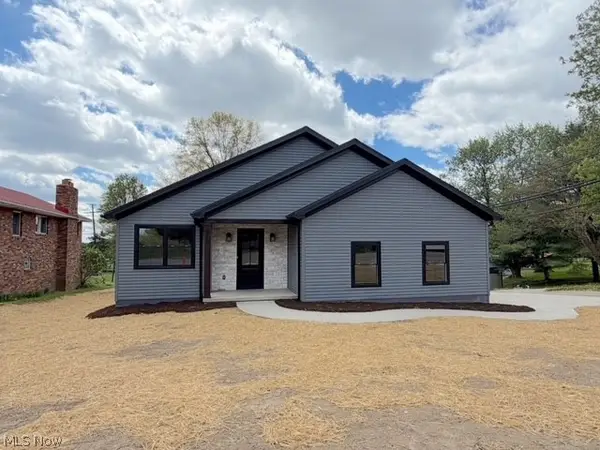 910 W Main Street, Sugarcreek, OH 44681