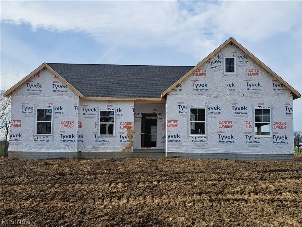 547 Woodlands Glen Avenue, Hartville, OH 44632 - #1