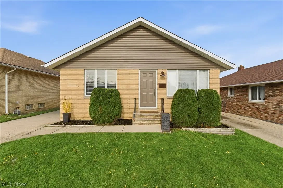 5284 E 102nd Street, Garfield Heights, OH 44125 - #1