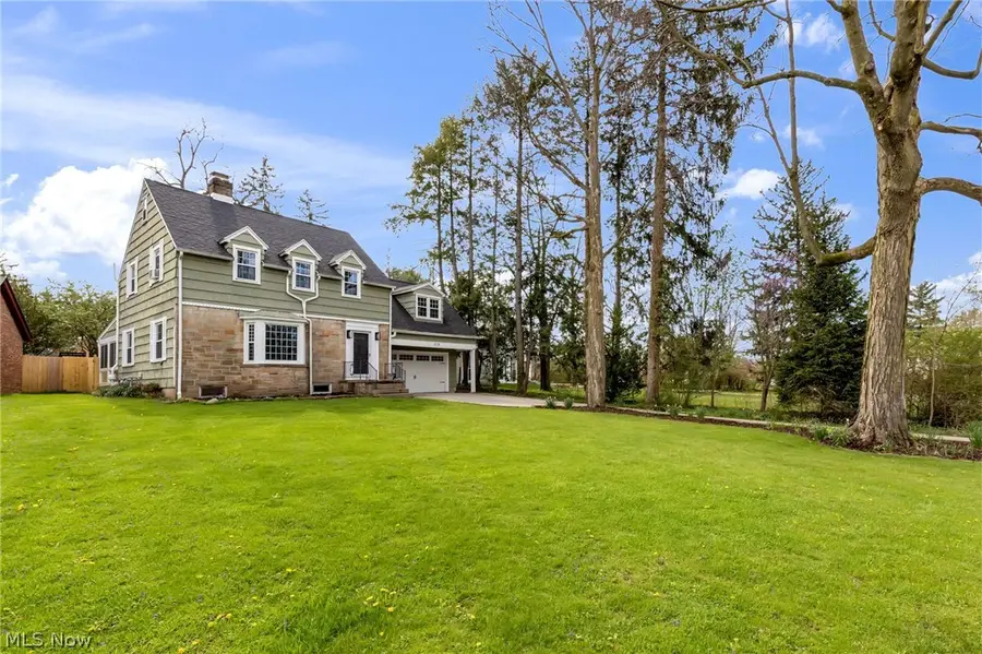 379 Edgewood Road, Mansfield, OH 44907 - #3