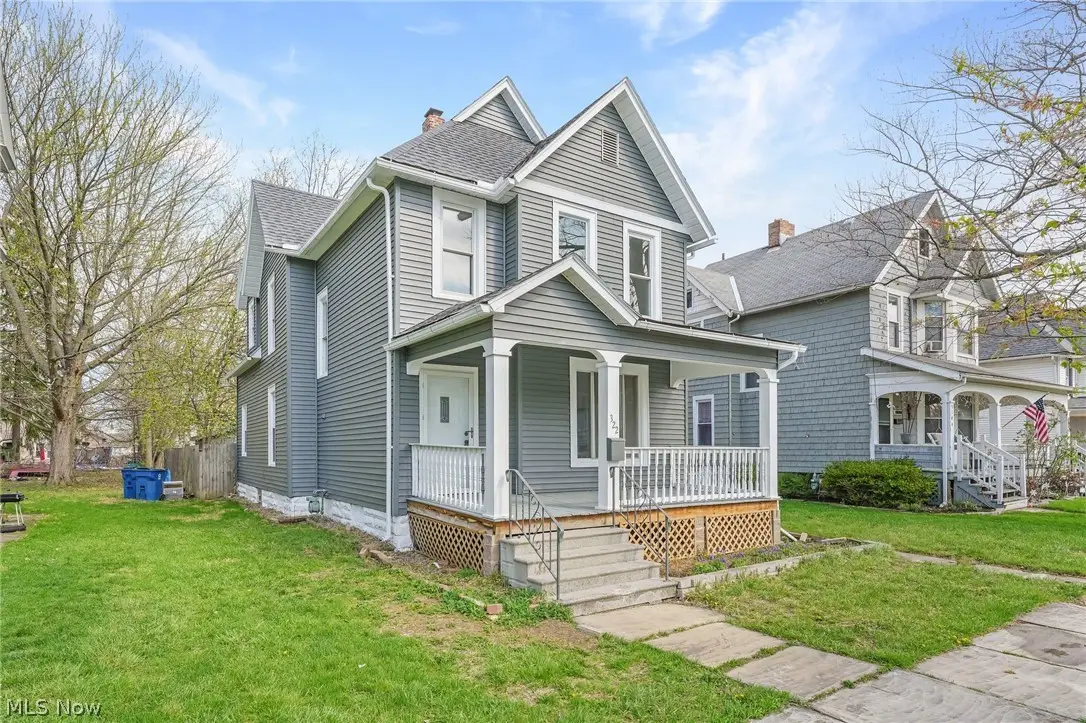 322 W 9th Street, Lorain, OH 44052 - #1