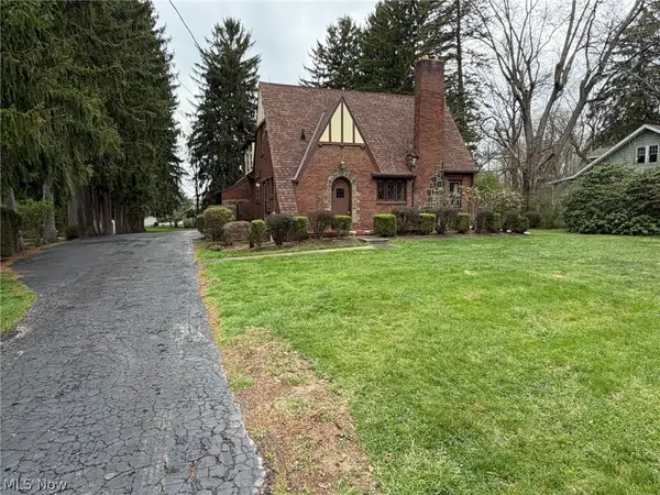 1133 Bellview Ne Street, Canton, OH 44721