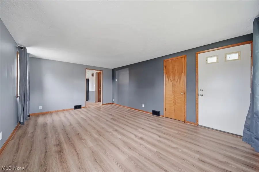 1814 Demington Nw Avenue, Canton, OH 44708 - #2