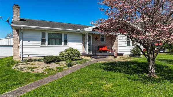 35 Poinciana Street, Newport, OH 45768