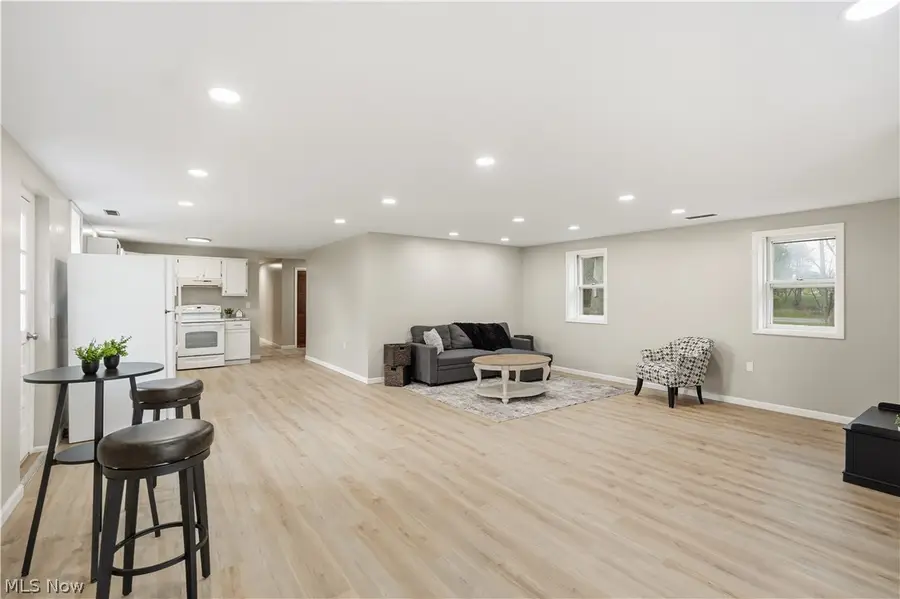 1727 1/2 State Route 60, Ashland, OH 44805 - #3