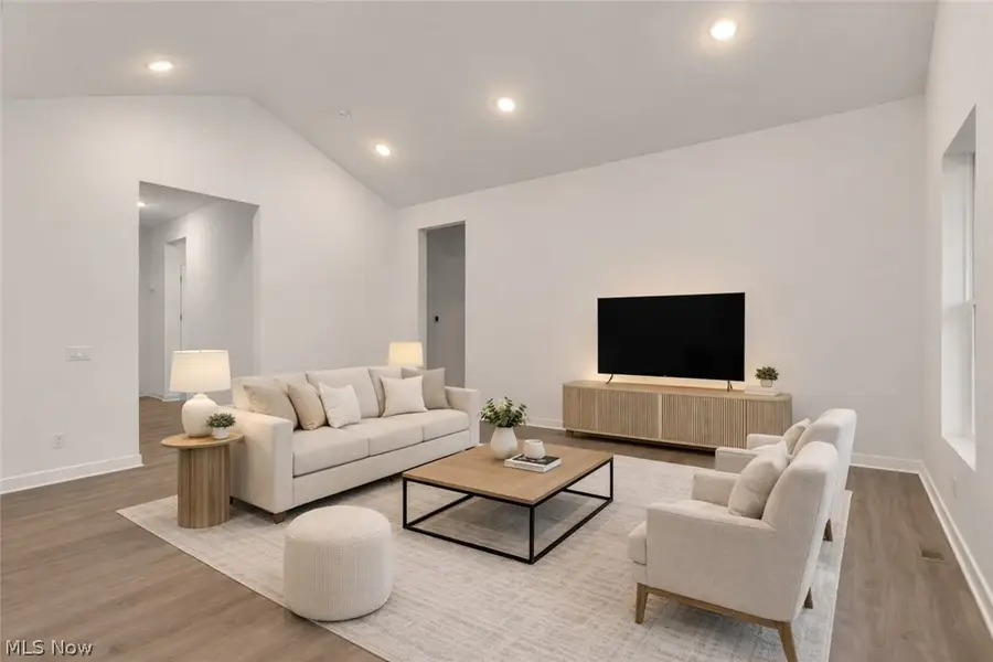 8848 Franklin Nw Street, Massillon, OH 44646 - #2