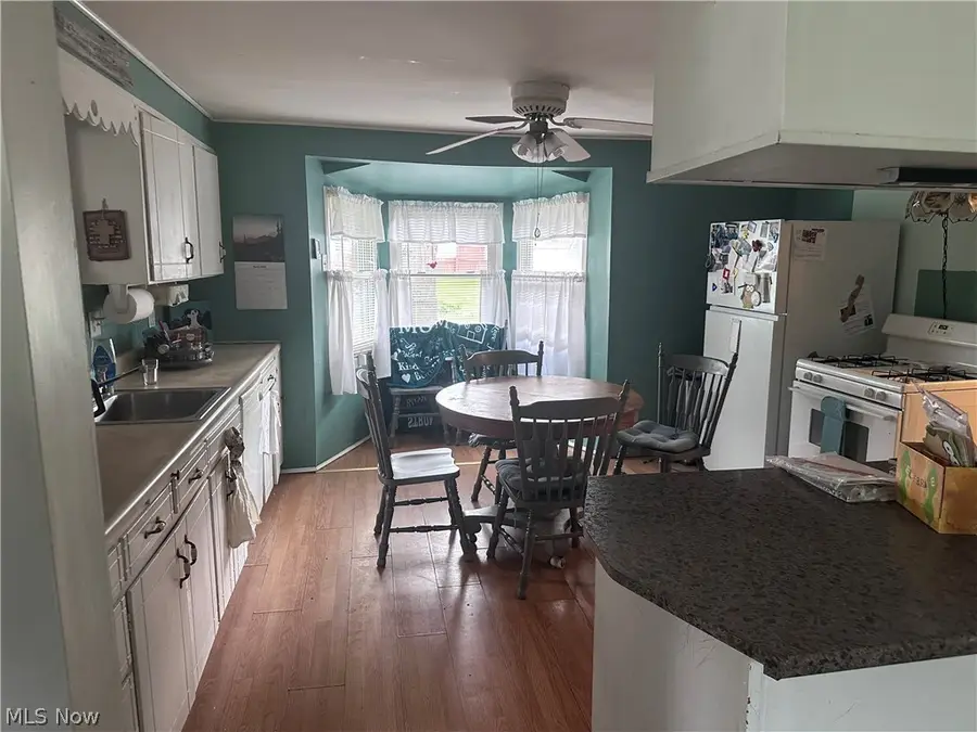 8698 Howland Springs Road, Warren, OH 44484 - #3