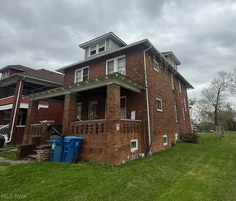 2394 Elyria Avenue, Lorain, OH 44055 - #2