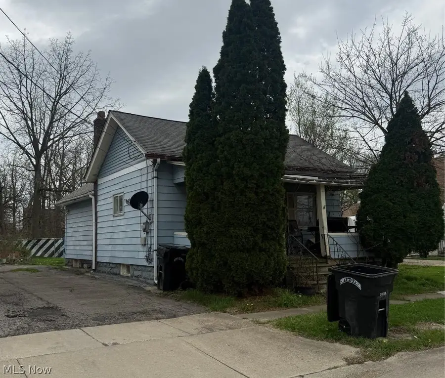 108 Rush Street, Elyria, OH 44035 - #2