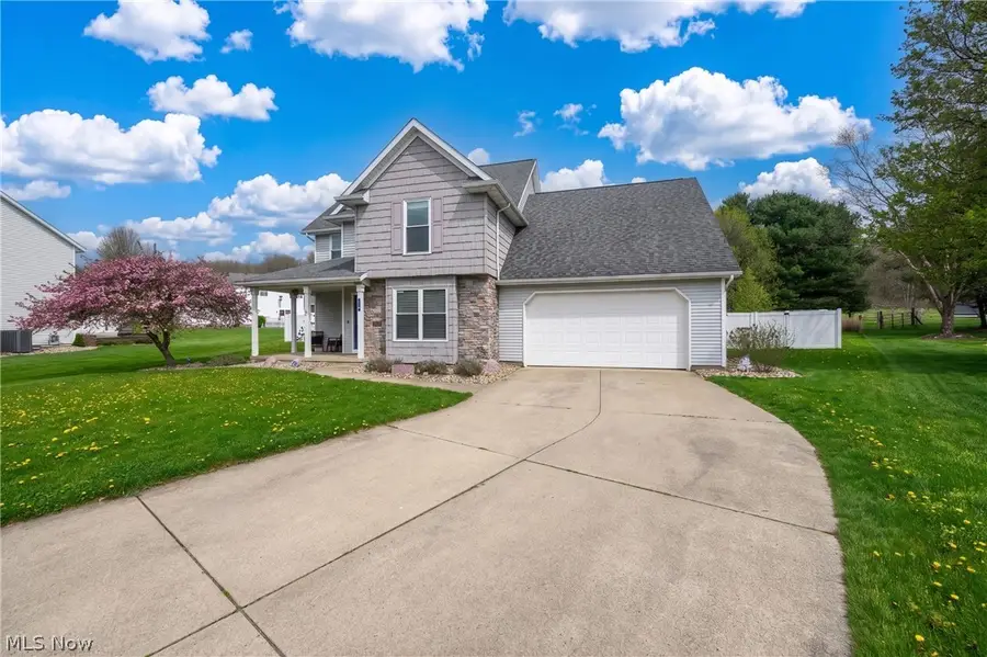 685 Willow Dale Nw Street, Bolivar, OH 44612 - #2