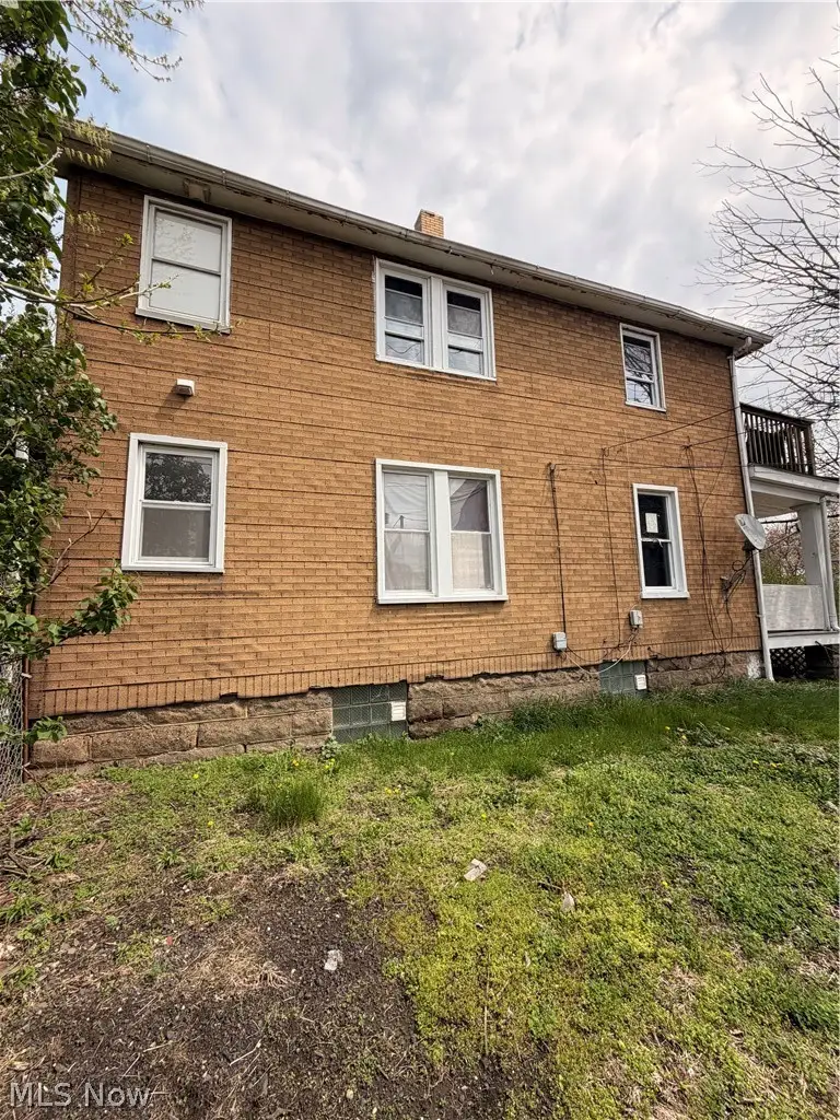 3588 W 66th Street, Cleveland, OH 44102 - #2