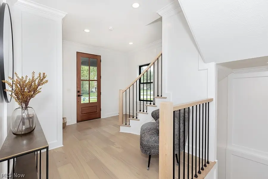 514 Kenilworth Road, Bay Village, OH 44140 - #2