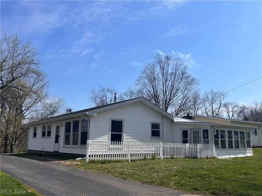 727 Circle Hill Se Road, North Canton, OH 44720 - #2