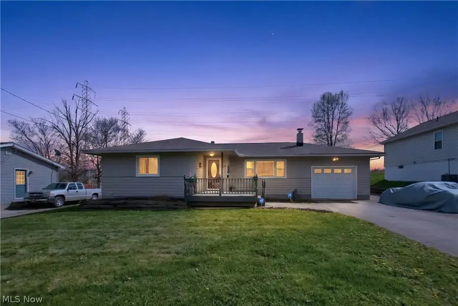 2448 Kermit Avenue, Akron, OH 44305 - #2