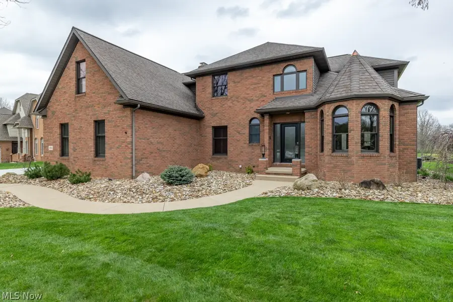 4864 Armandale Nw Avenue, Canton, OH 44718 - #2