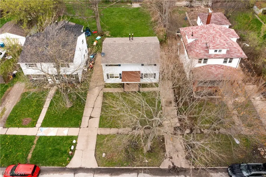 1627 E 33rd Street, Lorain, OH 44055 - #2