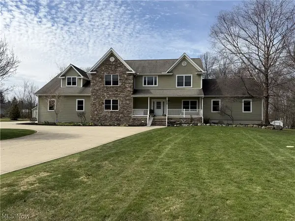 3020 Worrell Road, Willoughby Hills, OH 44094