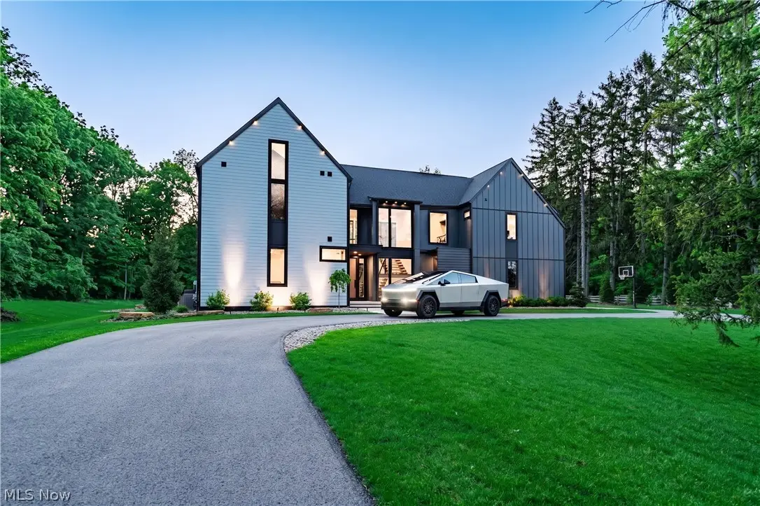 4320 Lander Road, Orange, OH 44022 - #1