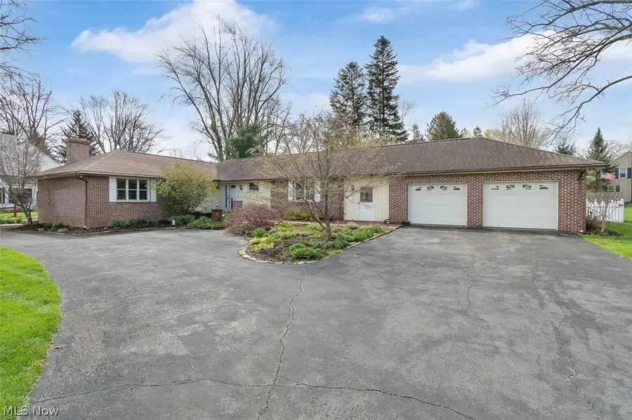 314 E Paradise Street, Orrville, OH 44667 - #3