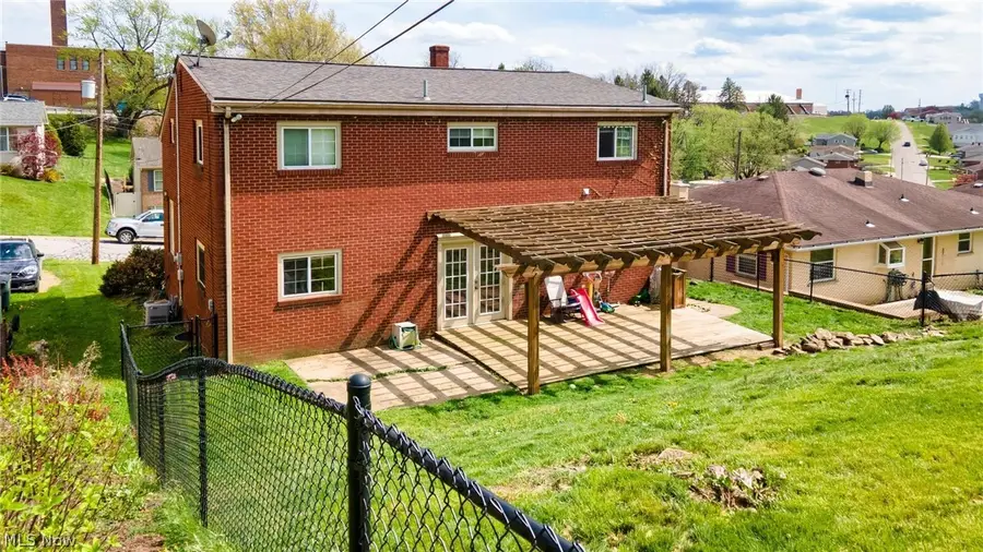 325 Garfield Avenue, Steubenville, OH 43952 - #3