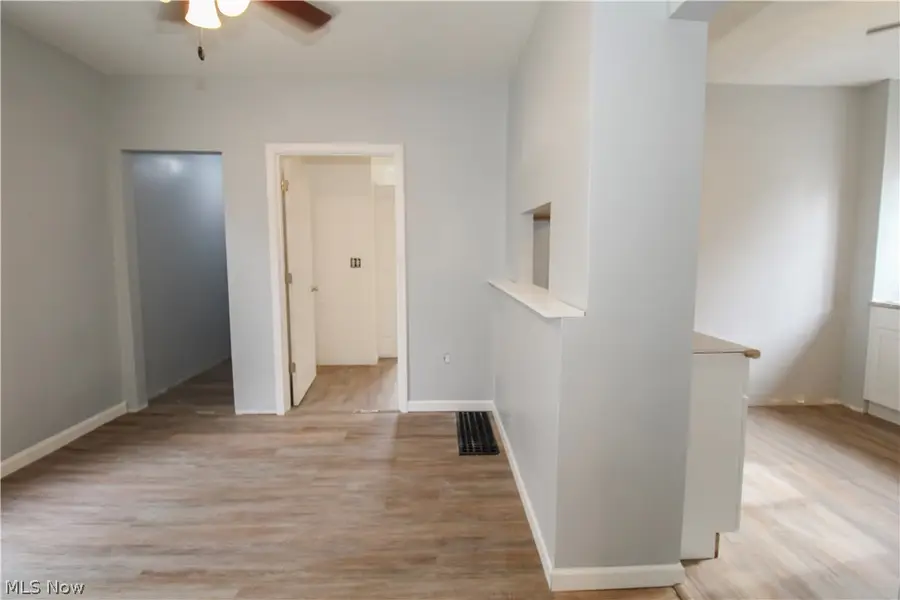 152 Garvin Avenue, Elyria, OH 44035 - #3