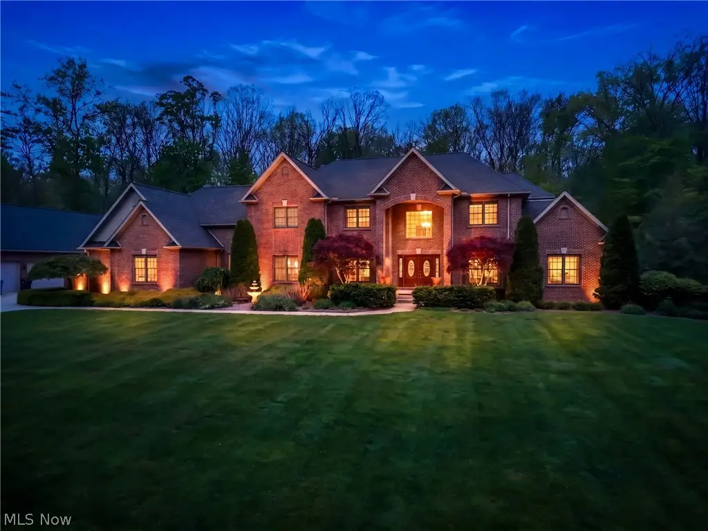 2520 Eastpoint Heights Se Drive, Howland, OH 44484 - #1