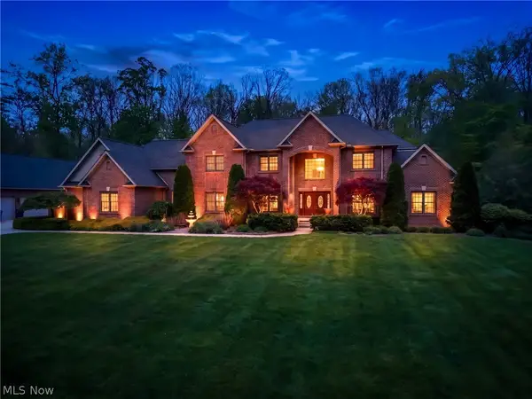 2520 Eastpoint Heights Se Drive, Howland, OH 44484