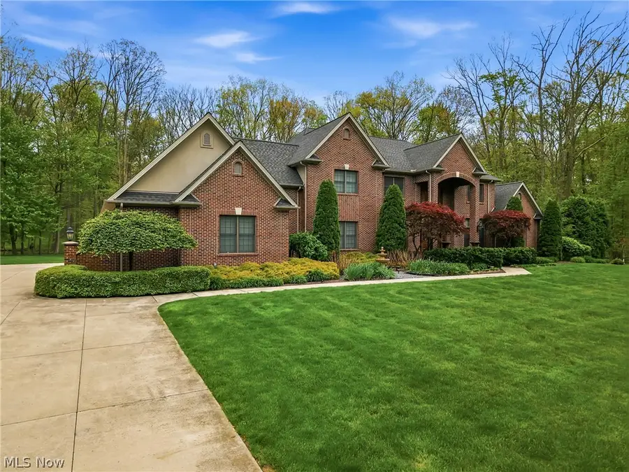 2520 Eastpoint Heights Se Drive, Howland, OH 44484 - #2