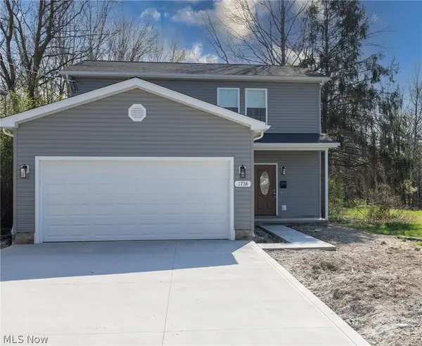 1738 E 298th Street, Wickliffe, OH 44092