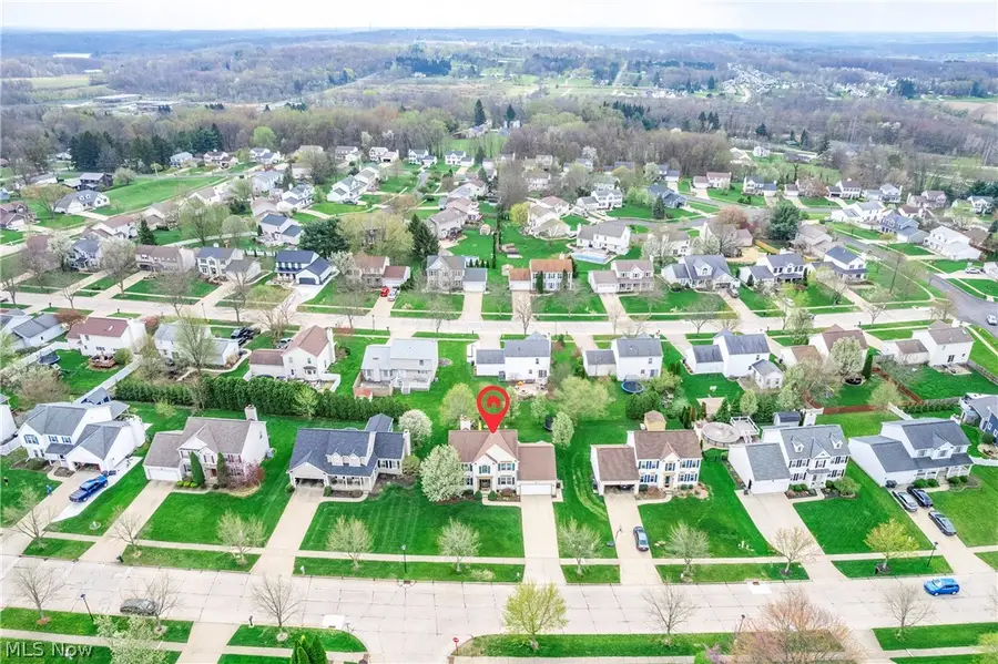 657 Ashbrook Drive, Wadsworth, OH 44281 - #2