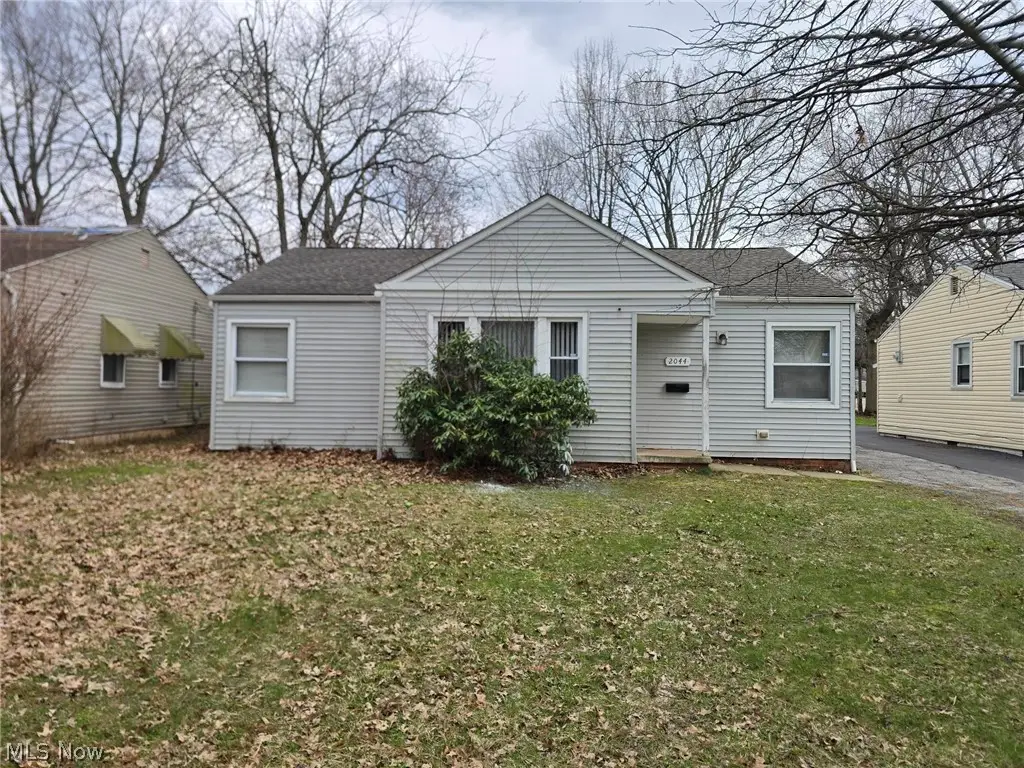 2044 N Green Road, Cleveland, OH 44121 - #1