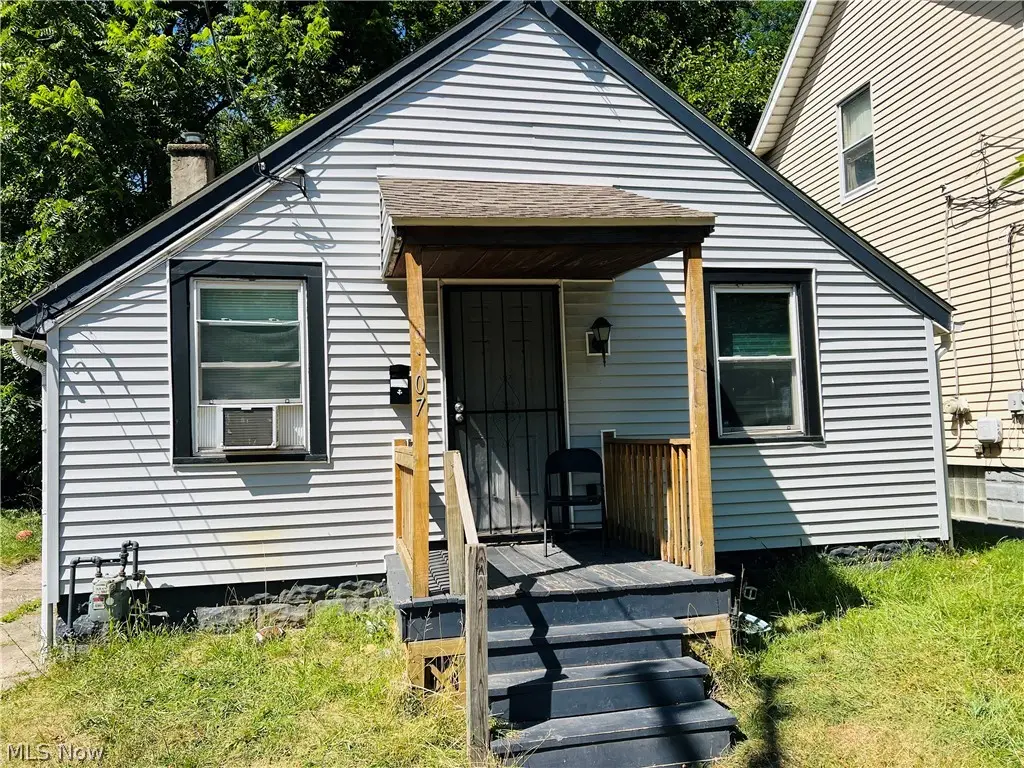 9407 Benham Avenue, Cleveland, OH 44105 - #1