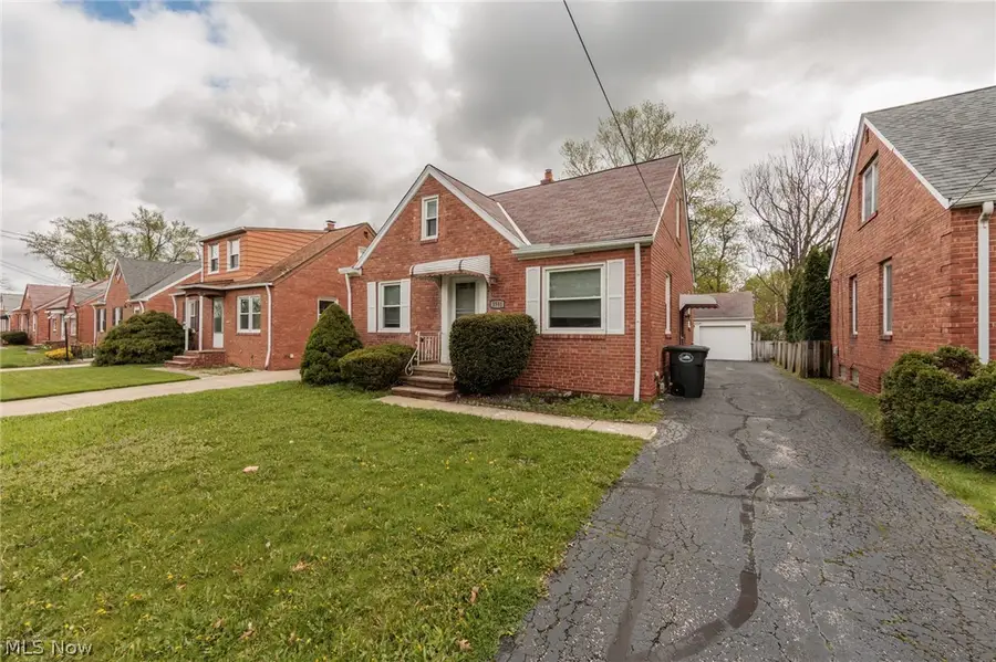 1551 Winchester Road, Cleveland, OH 44124 - #2