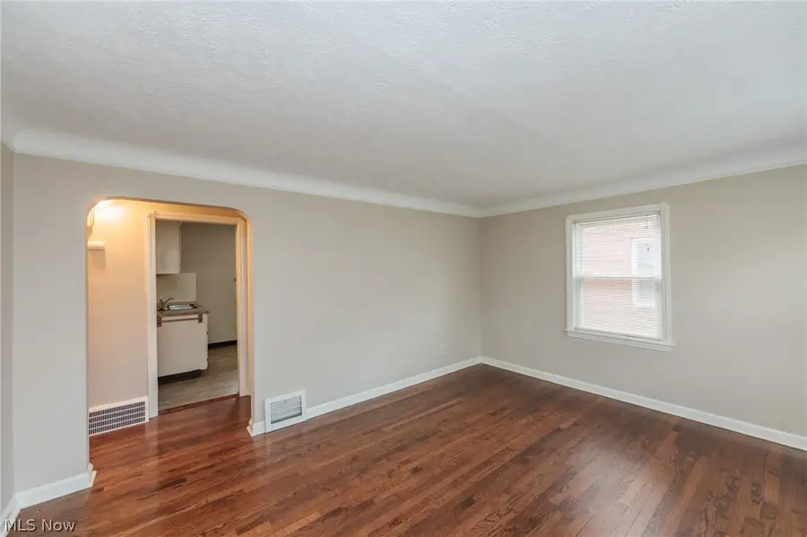 1551 Winchester Road, Cleveland, OH 44124 - #3