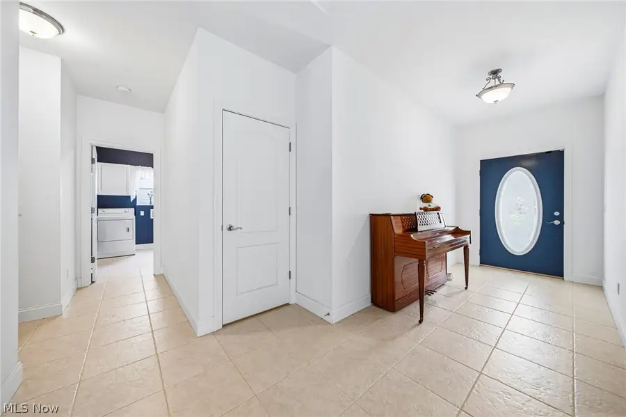 1021 Outrigger Cove, Painesville, OH 44077 - #2