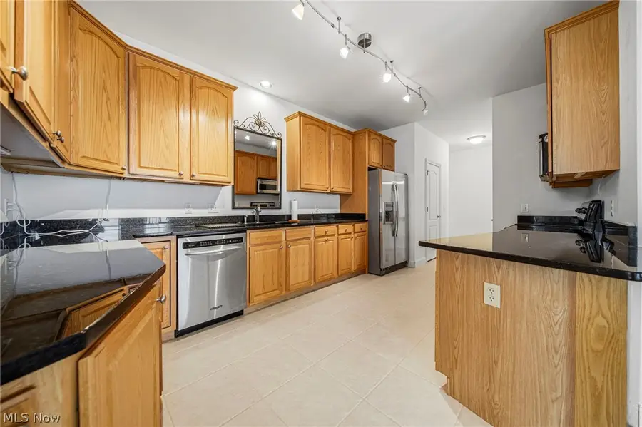 1021 Outrigger Cove, Painesville, OH 44077 - #3