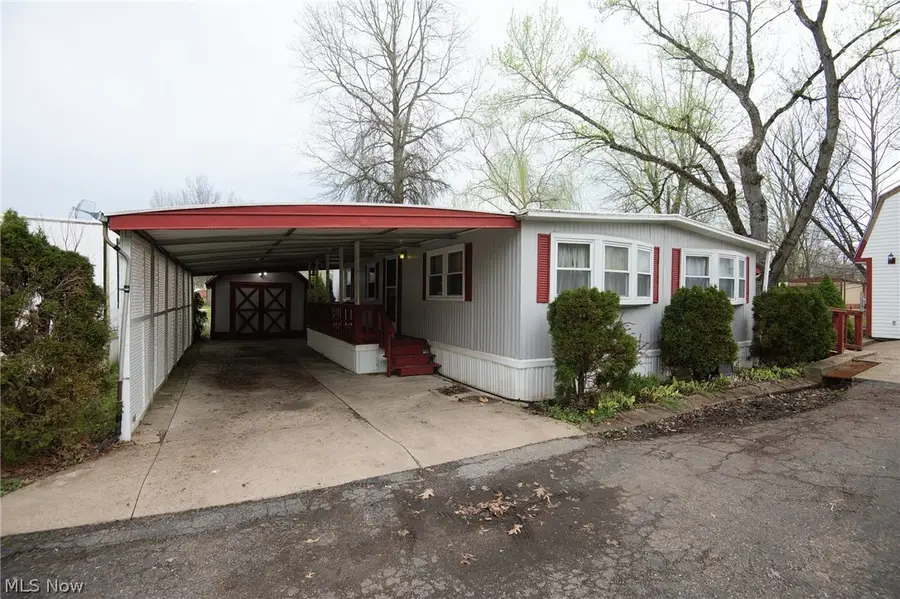 29 Wilderness Court, Warren, OH 44481 - #2