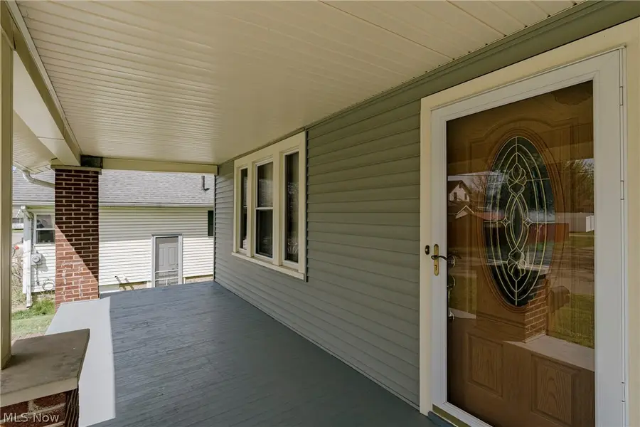 120 Gail Ne Avenue, Massillon, OH 44646 - #3