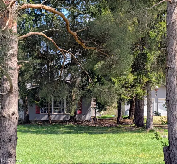 18229 Howe Road, Strongsville, OH 44136